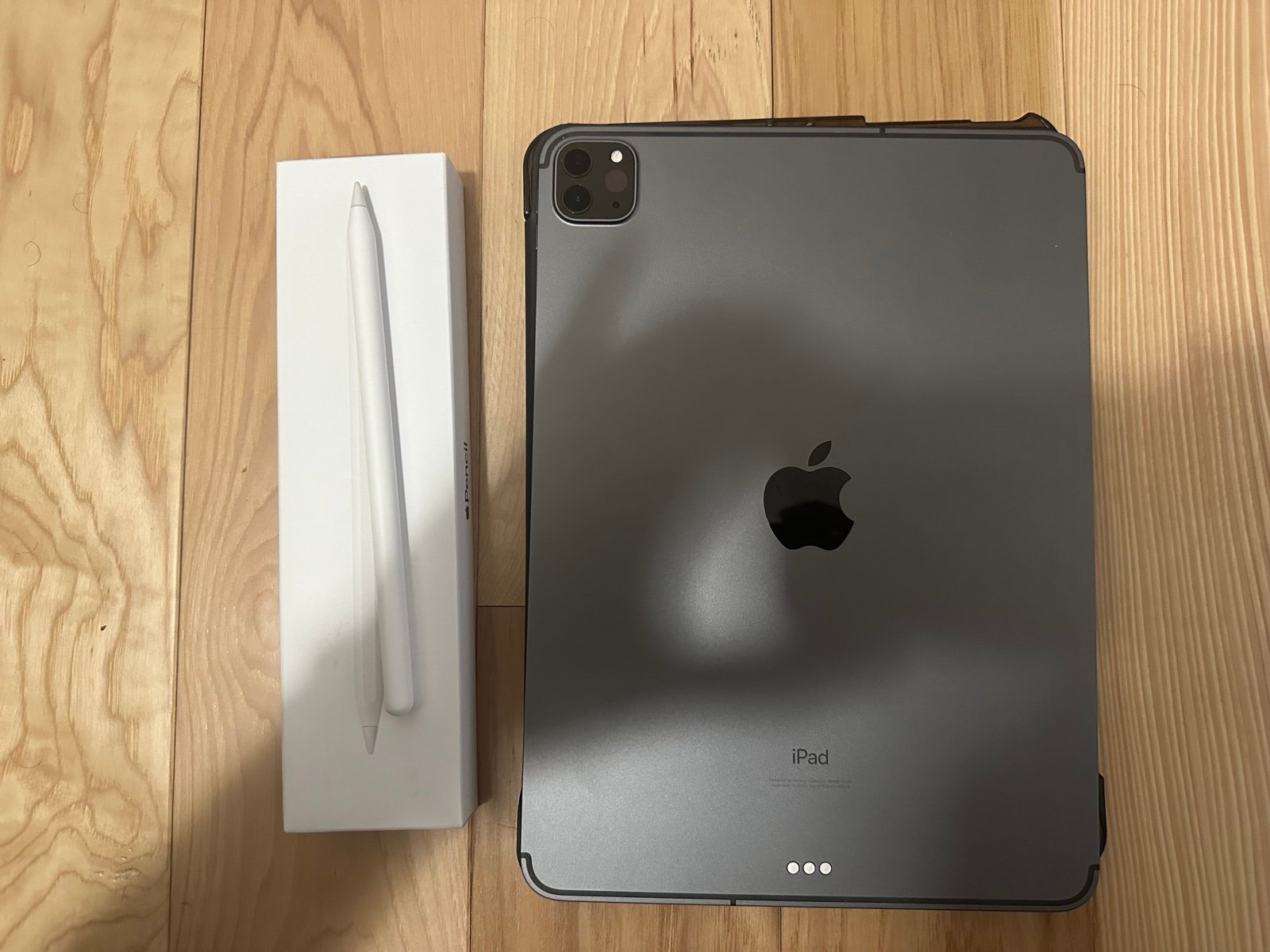 Apple iPad Pro 2nd generation 11-inch 256gb wifi + cellular 7U69