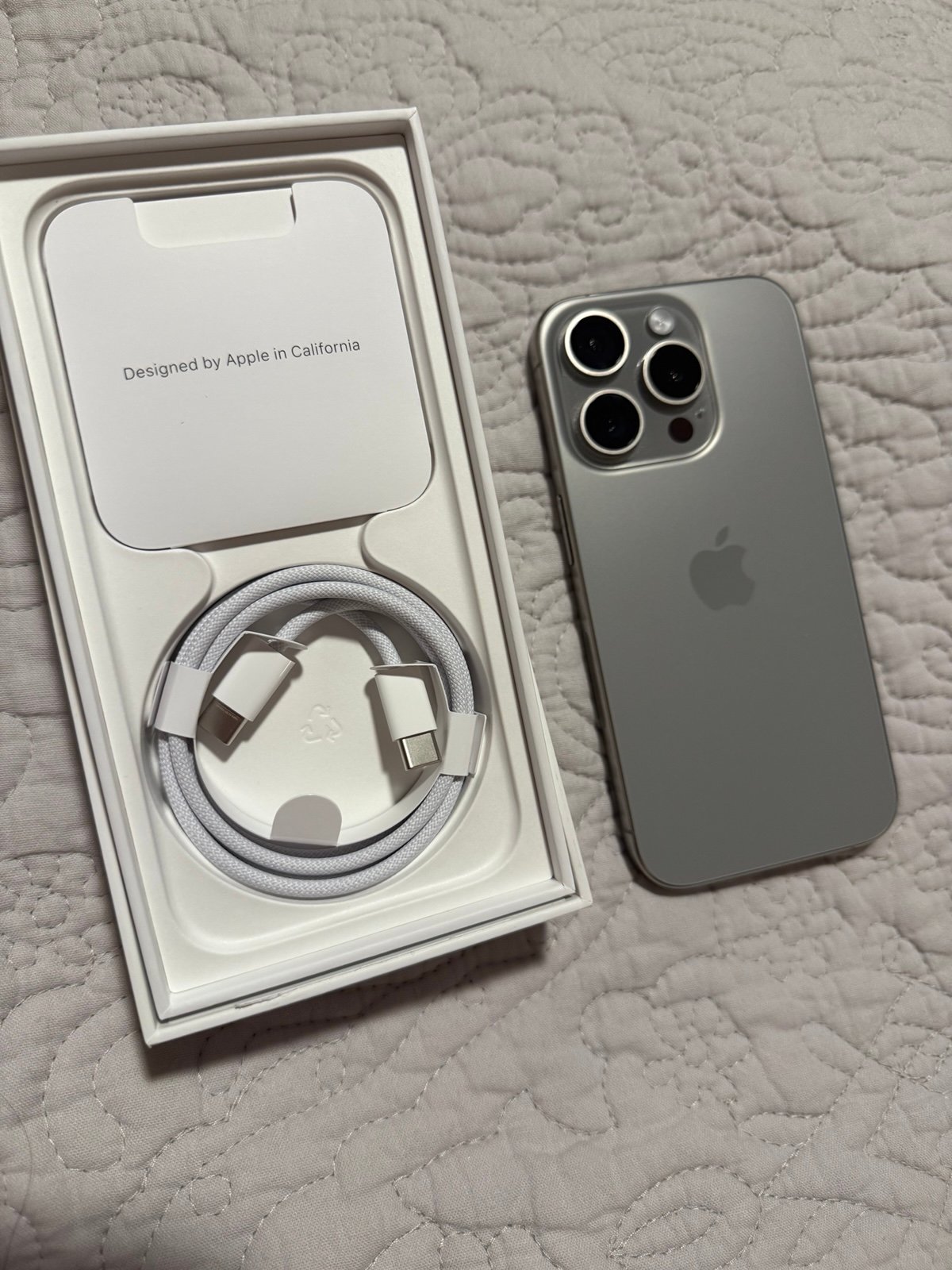 Apple iPhone 15 Pro Unlocked 1D19