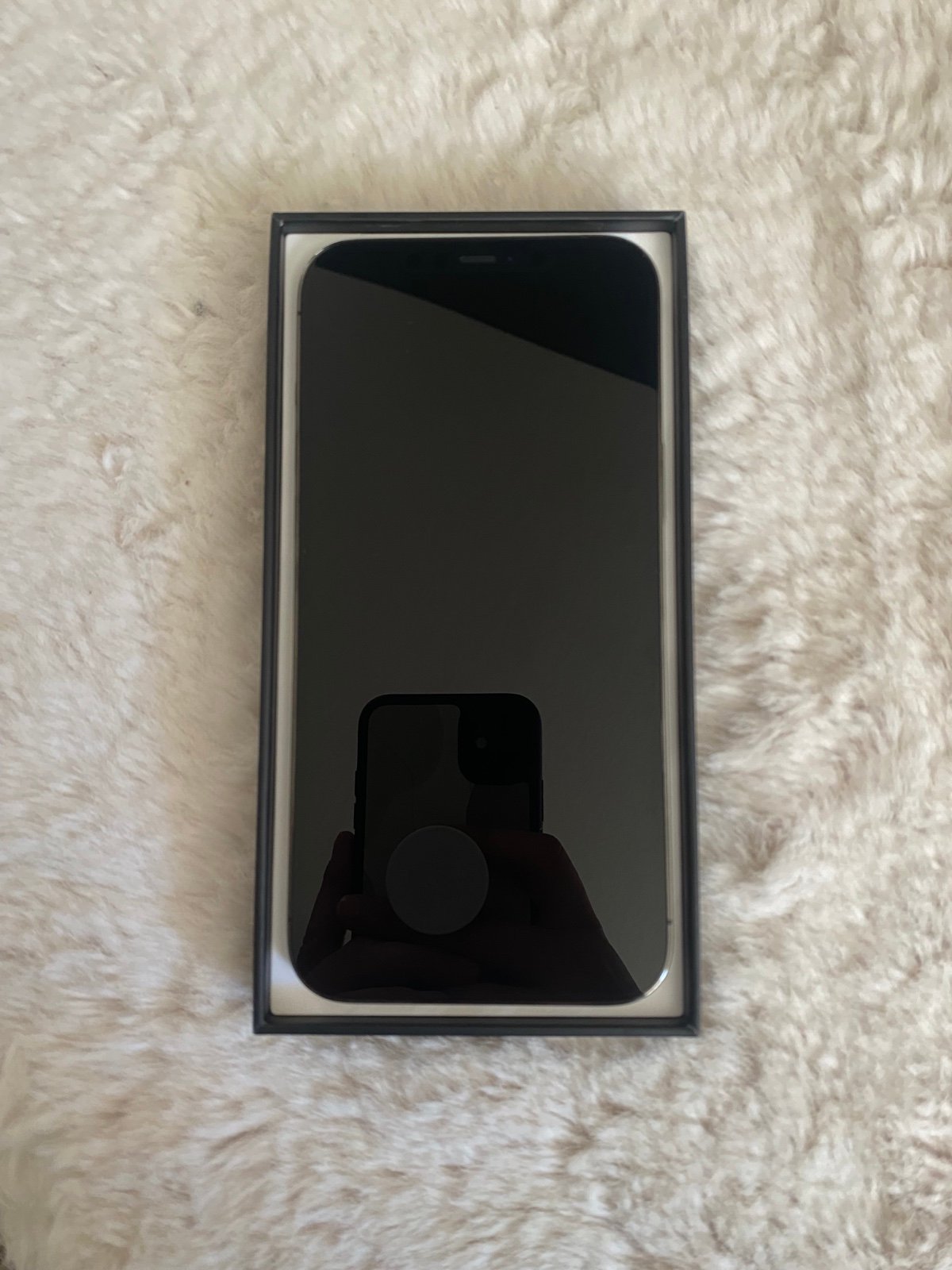 Graphite iPhone 12 Pro Max AT&T 6Y31