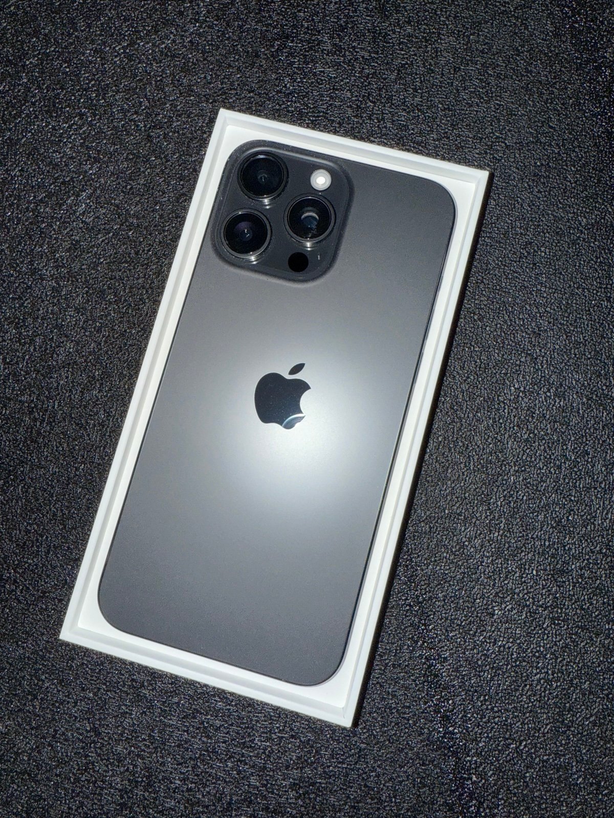 iPhone 15 Pro Max 1 TB 9T39