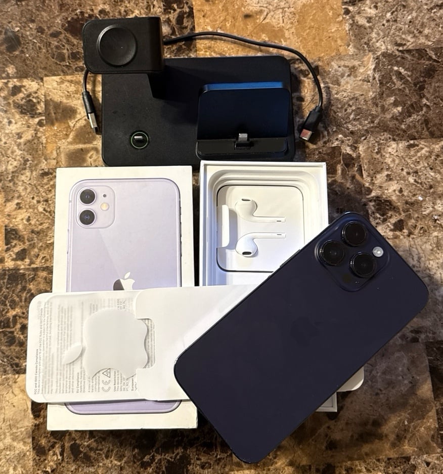 ✨UNLOCKED Apple iPhone 14 Pro Max Bundle✨ 6Z79