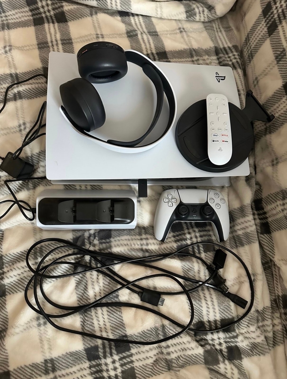 PlayStation 5 Digital Bundle 1TB HUGE SALE 7V71