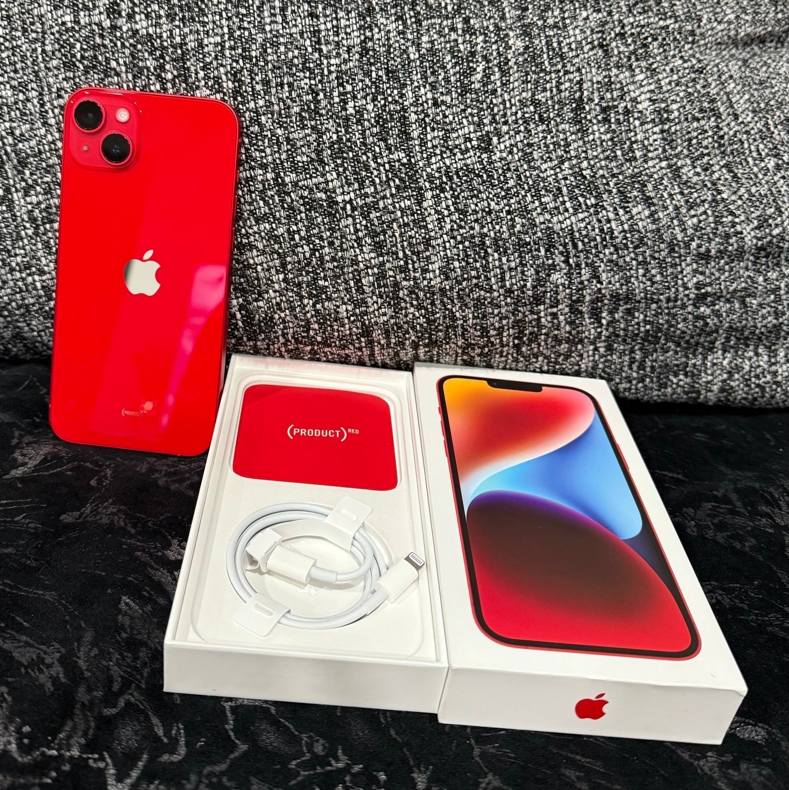iPhone 14 Plus 128gb Red like-new Complete Inclusion. Unlocked. 2J18