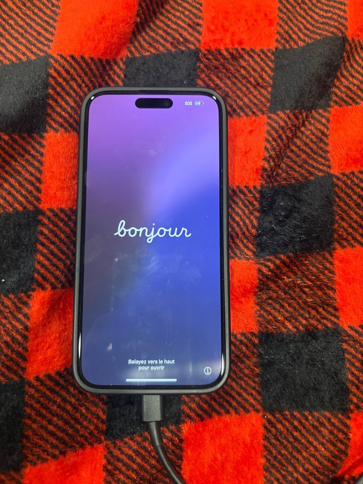 iPhone 15 pro max 2E29