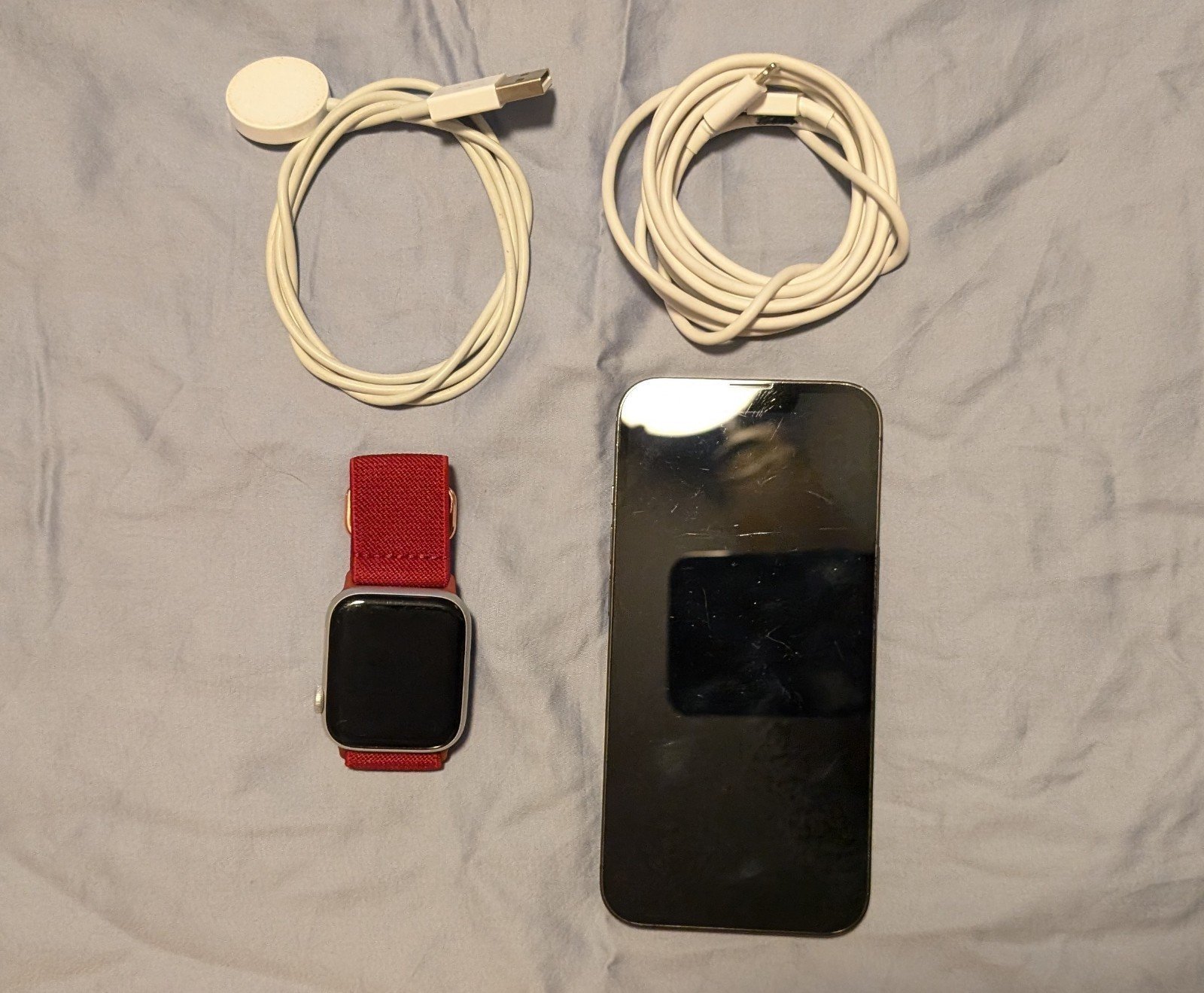 Apple iPhone 13 Pro & Series 6 44MM Apple Watch bundle 8X66