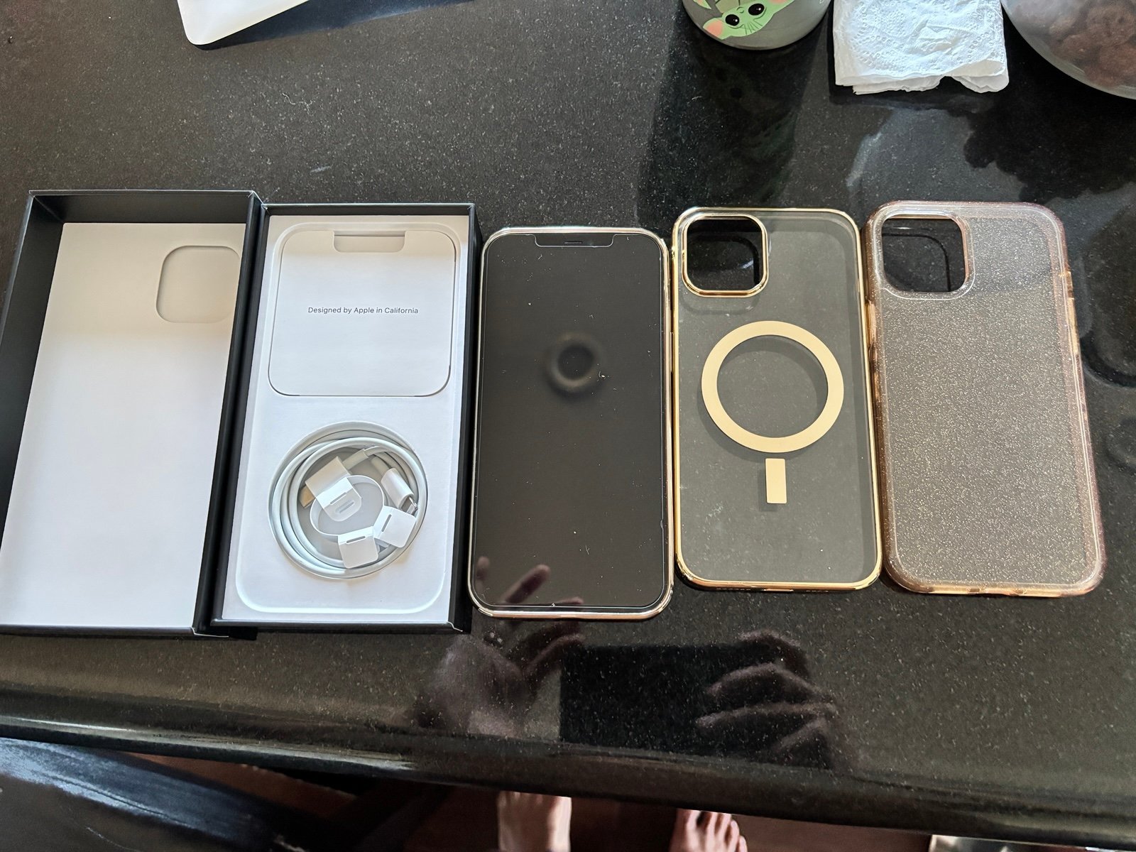 Unlocked iPhone 12 Pro Max 128gb gold 1K71