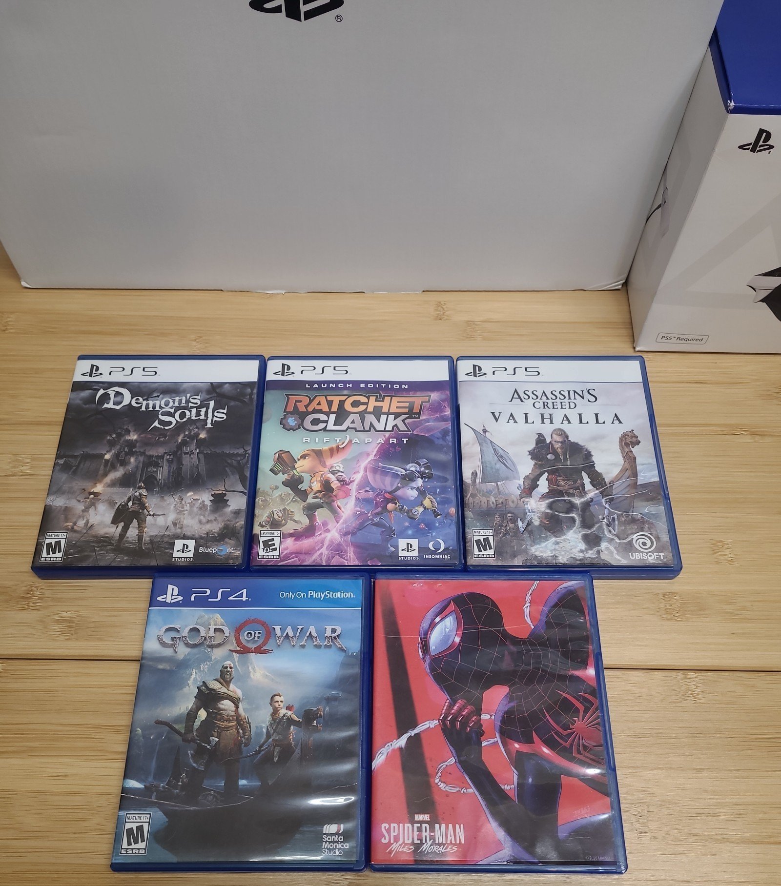 PS5 CONSOLE PLAYSTATION (Disc Version) 5 GAMES 2D21