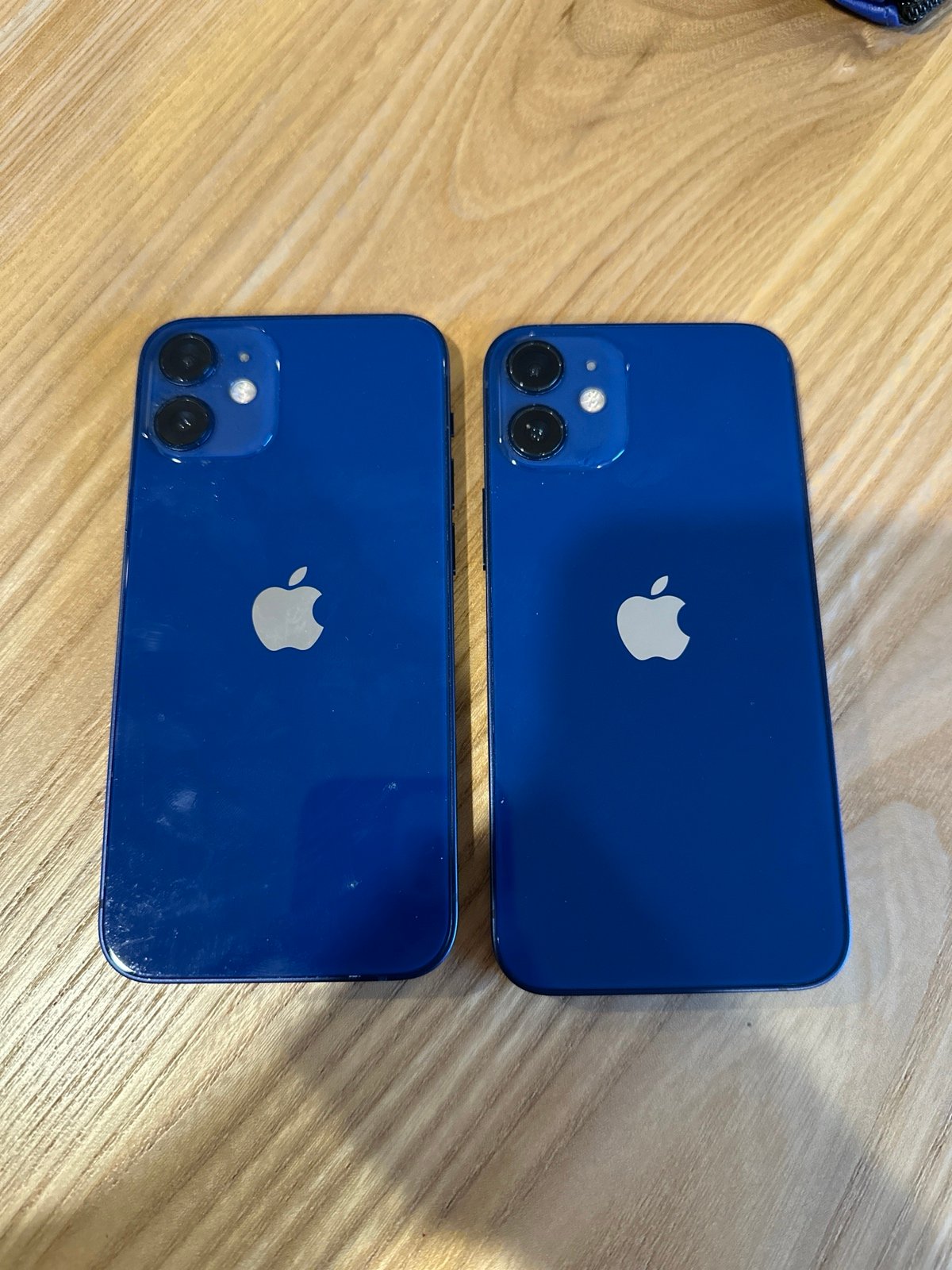 Apple iPhone 12 Mini 64 GB in Blue 2R71