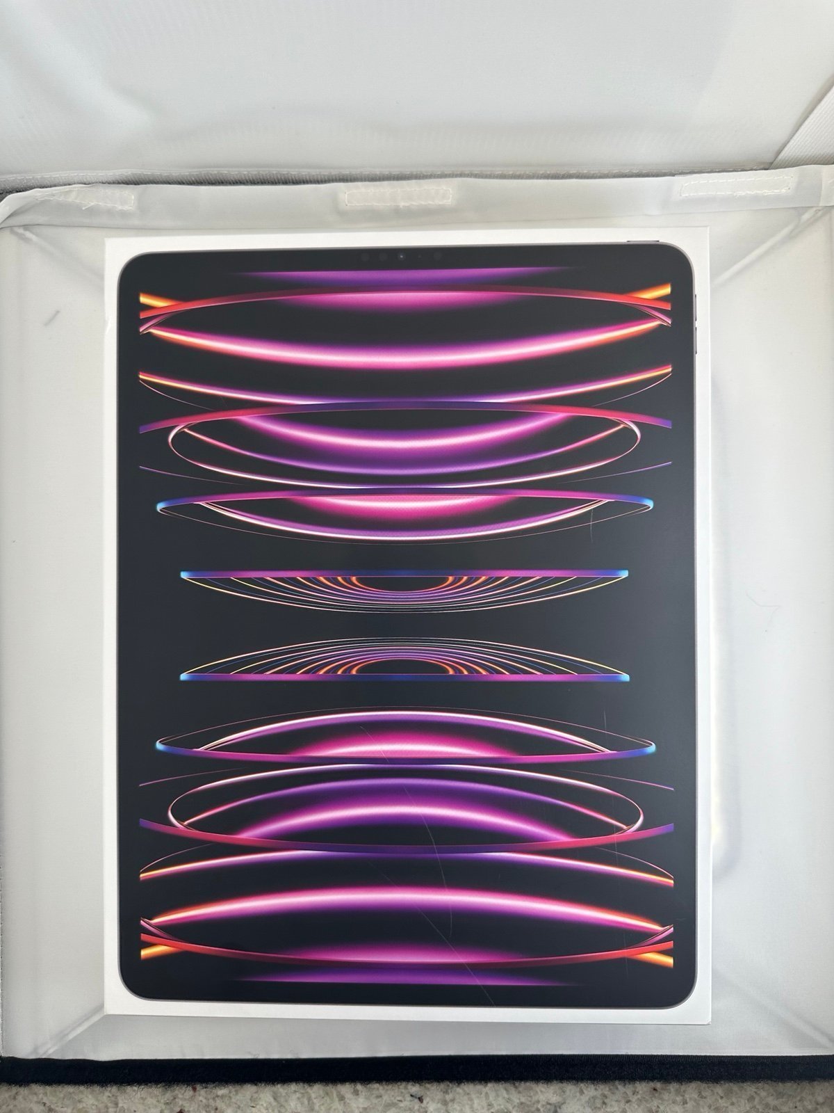 ipad pro 12 inch 6th gen 3O37