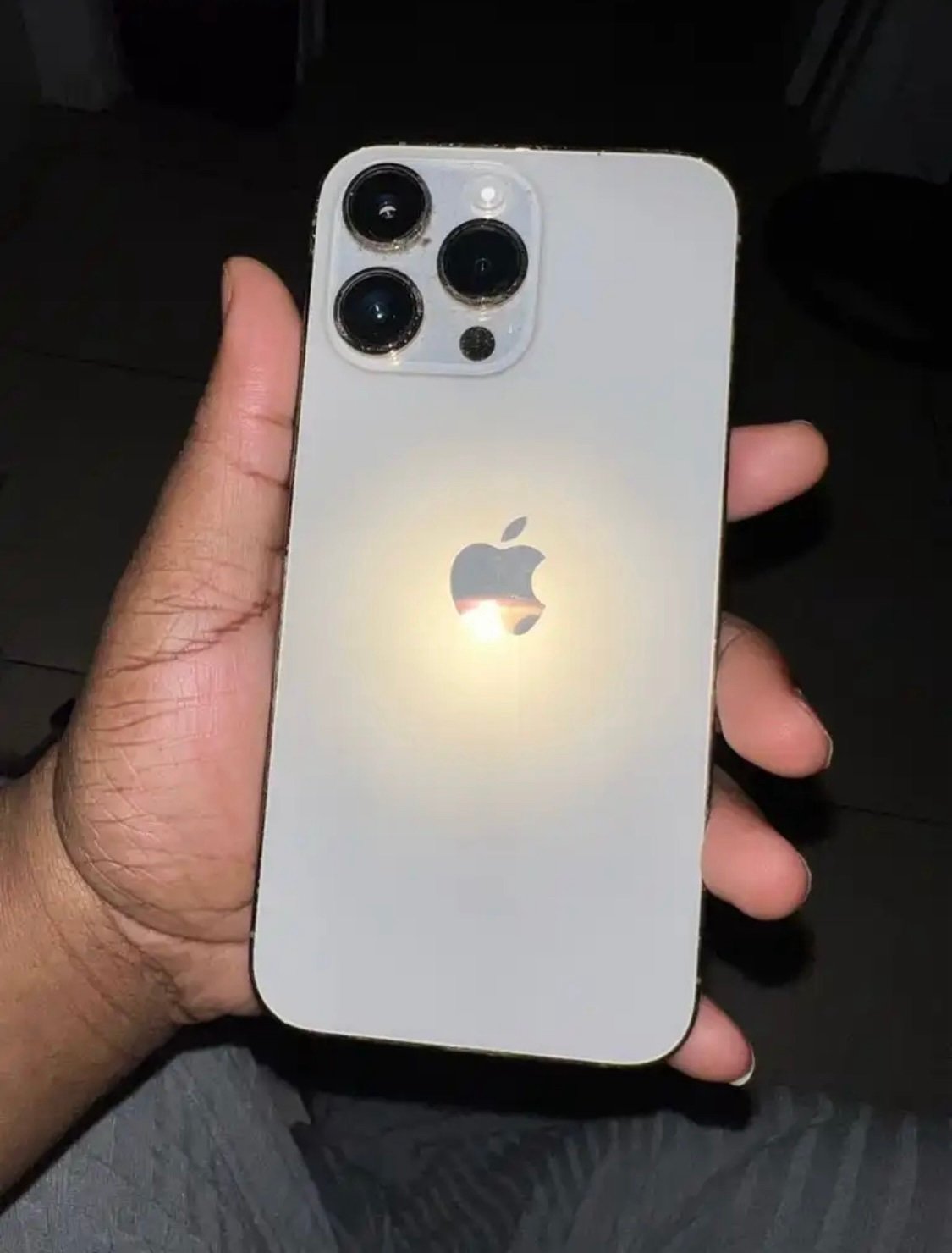 Apple iPhone 14 Pro Max 128 GB in Gold for Verizon 3O89