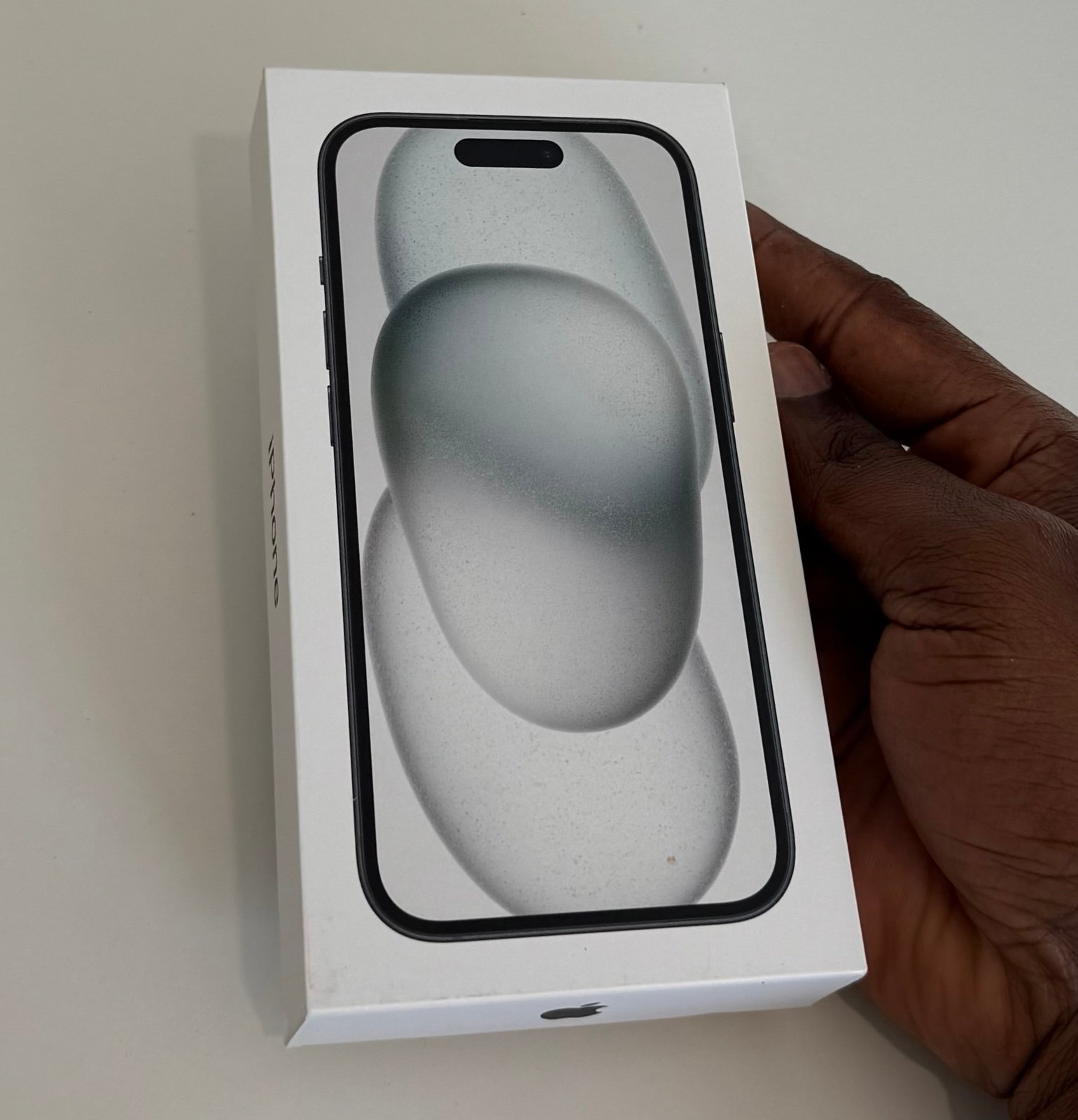 Brand New Sealed Apple iPhone 15 - 128GB - Black AT&T Or Cricket ONLY 5L28