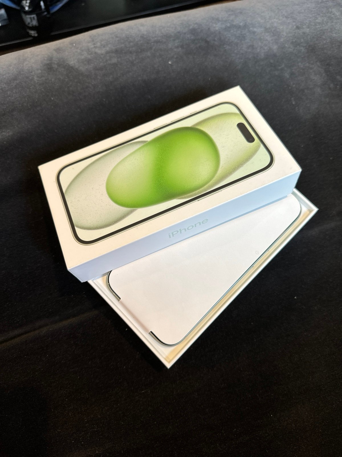 Unlocked Apple iPhone 15 Green 256G Opened Box 9S91