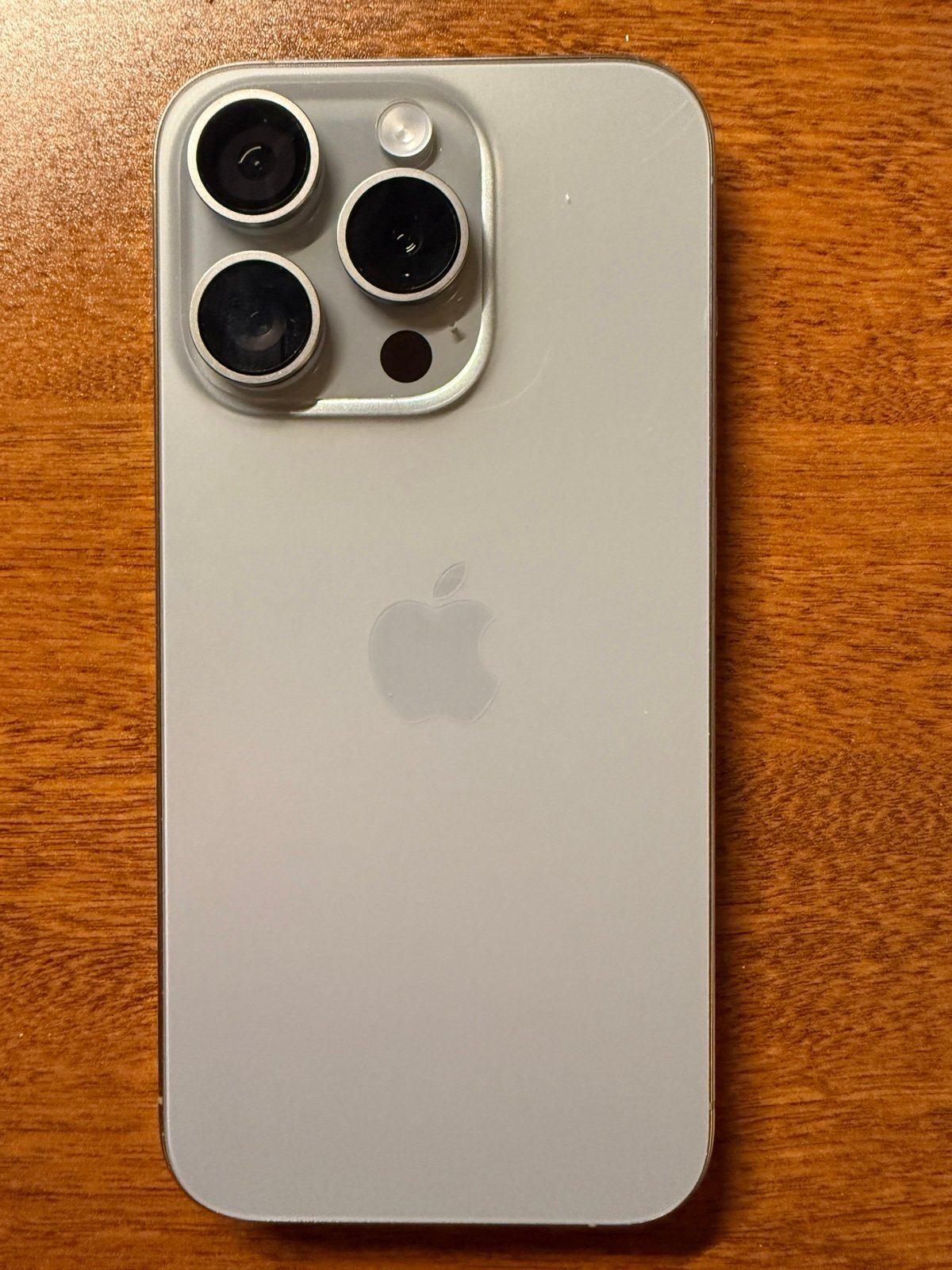 iPhone 15 pro Natural Titanium 256 GB Unlocked 8N92