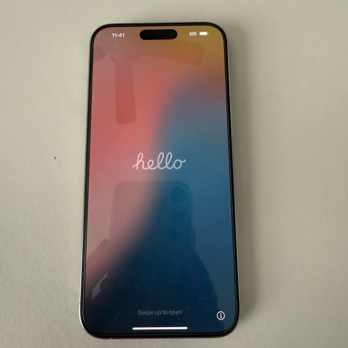 iPhone 15 Pro Max White Titanium Unlocked 256 GB 3V18