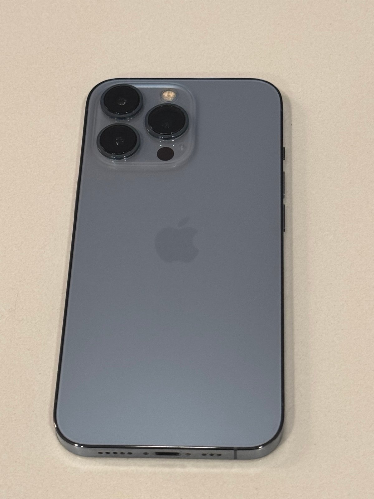 Apple iPhone 13 Pro 128gb Unlocked Excellent Condition 7K21