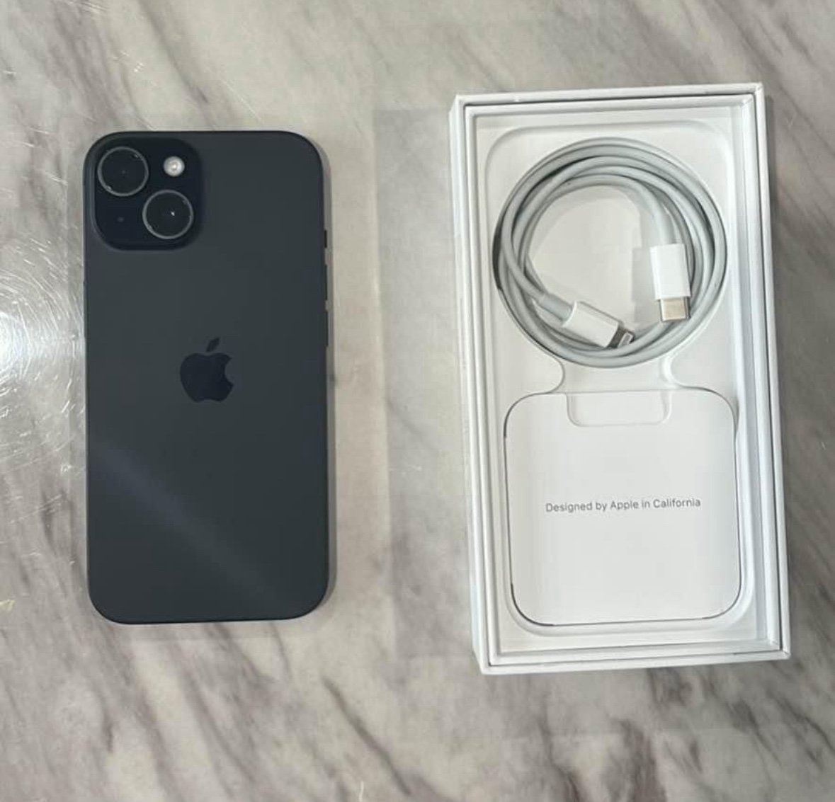 iPhone 15 phone 128gb 6X53