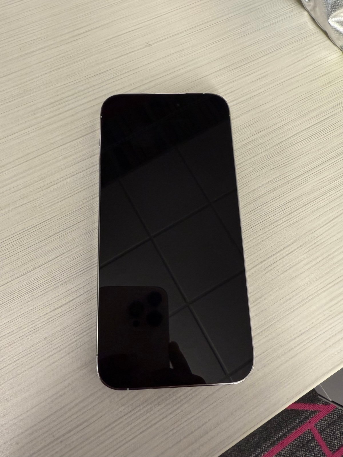 iPhone 14 Pro Max 8E95