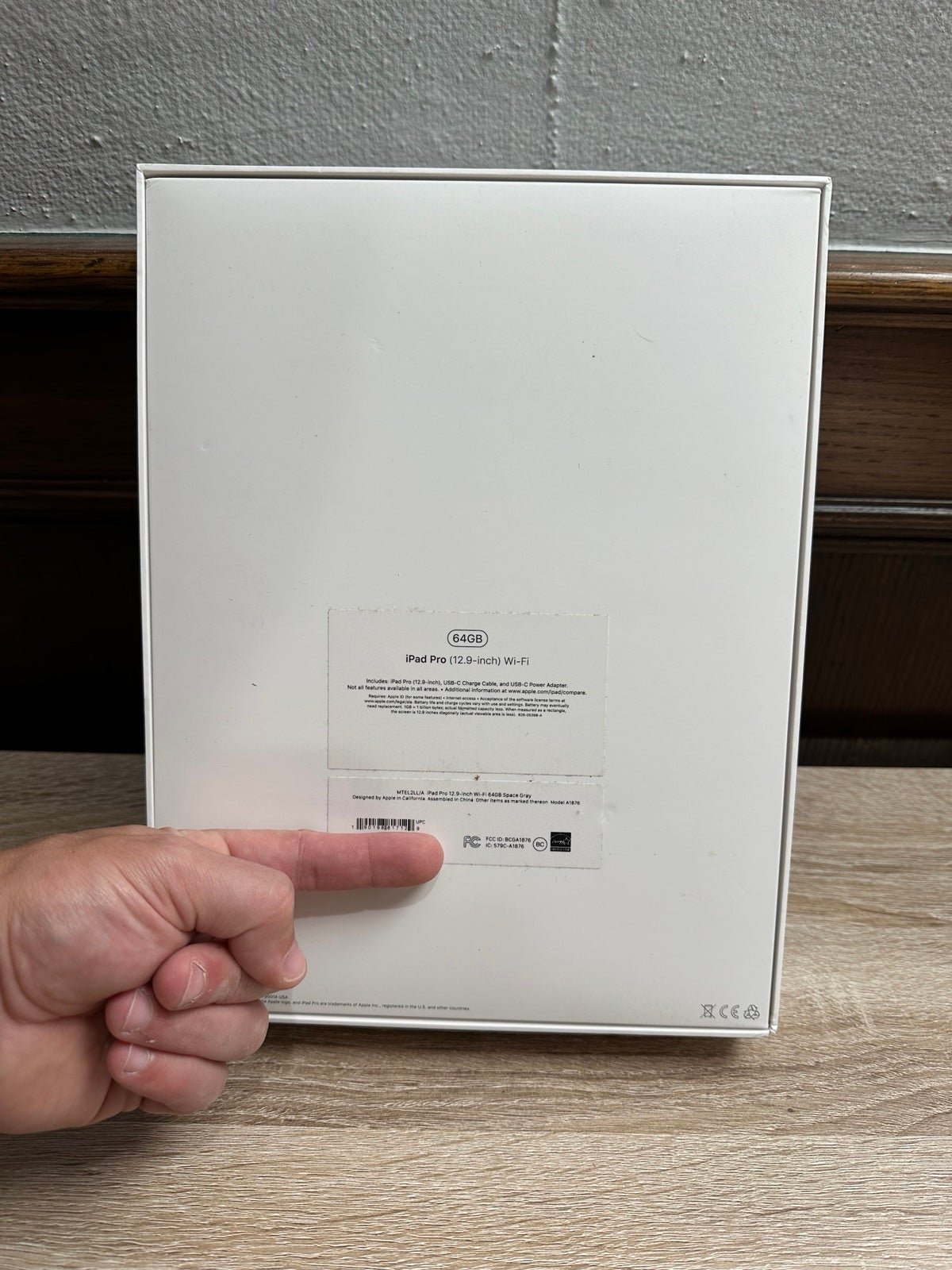 iPad Pro 12.9 inch 3rd Gen Works Perfectly 7O98