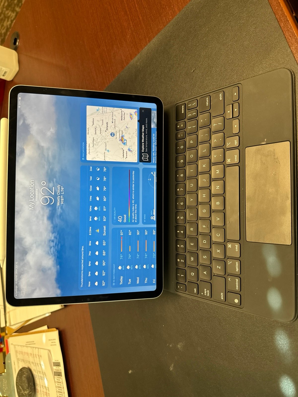 Apple iPad Pro 4th Generation M2 chip WiFi 256GB Space Gray WITH ACCESSORIES 8Q69