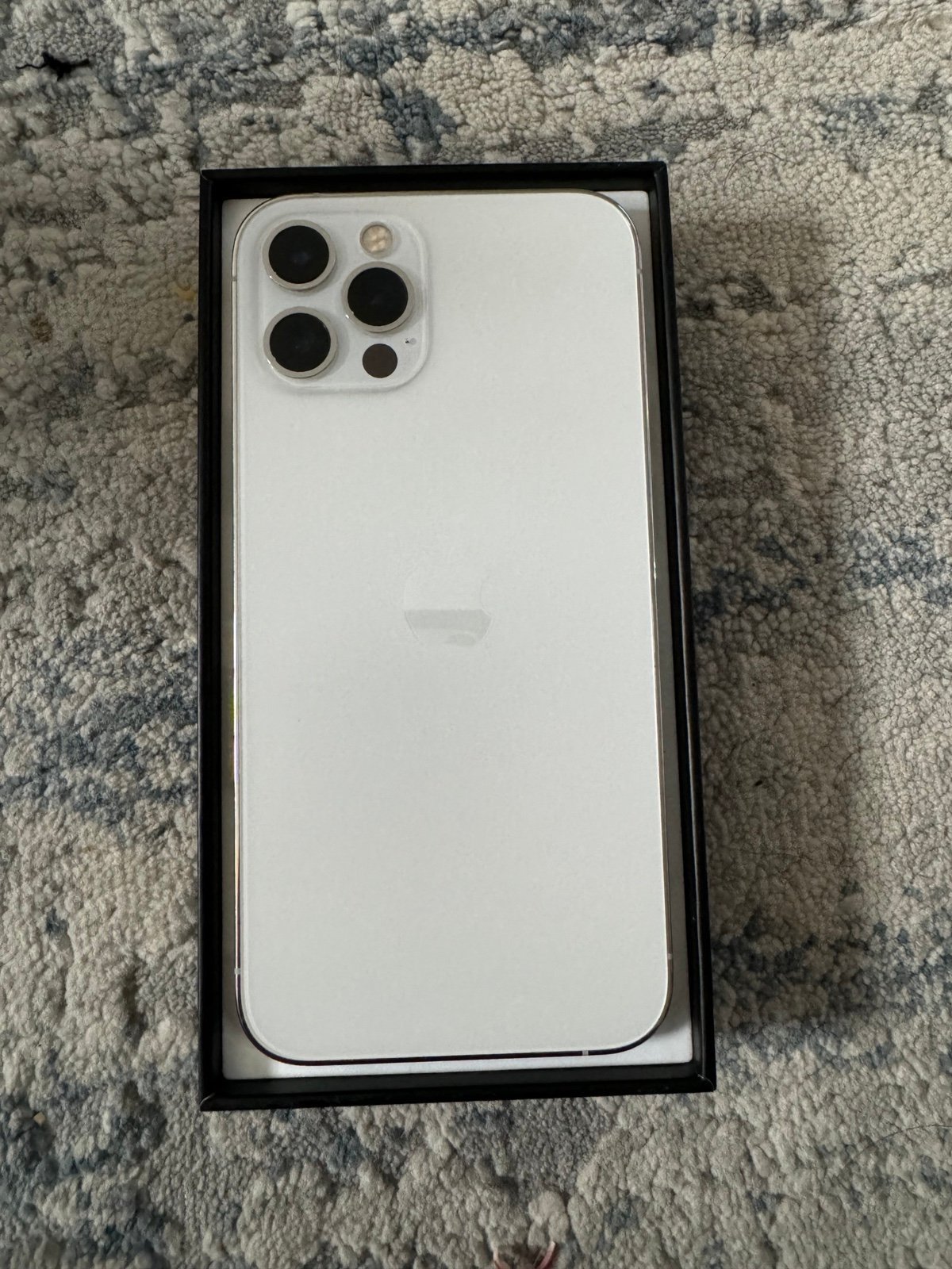 Iphone 12 pro 256gb (Verizon) Silver 3D68