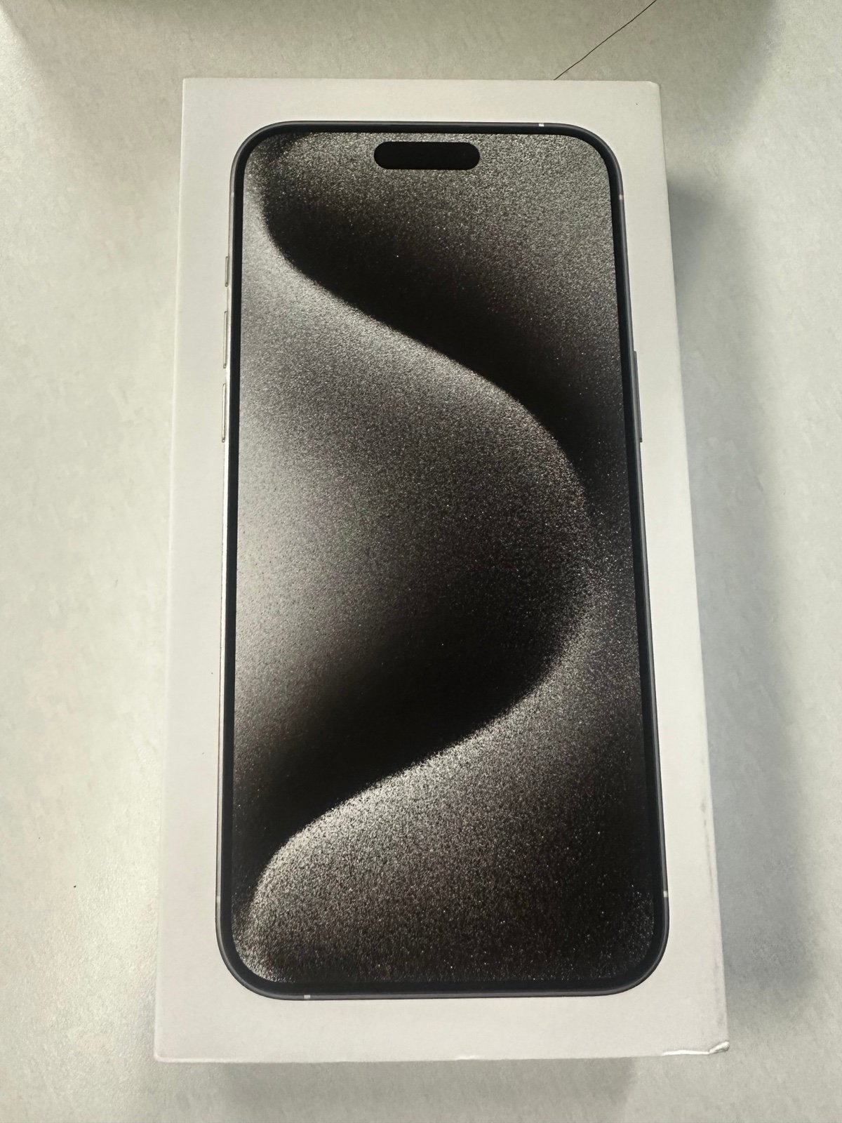 iPhone  15 pro max AT&T 256gb 3T83