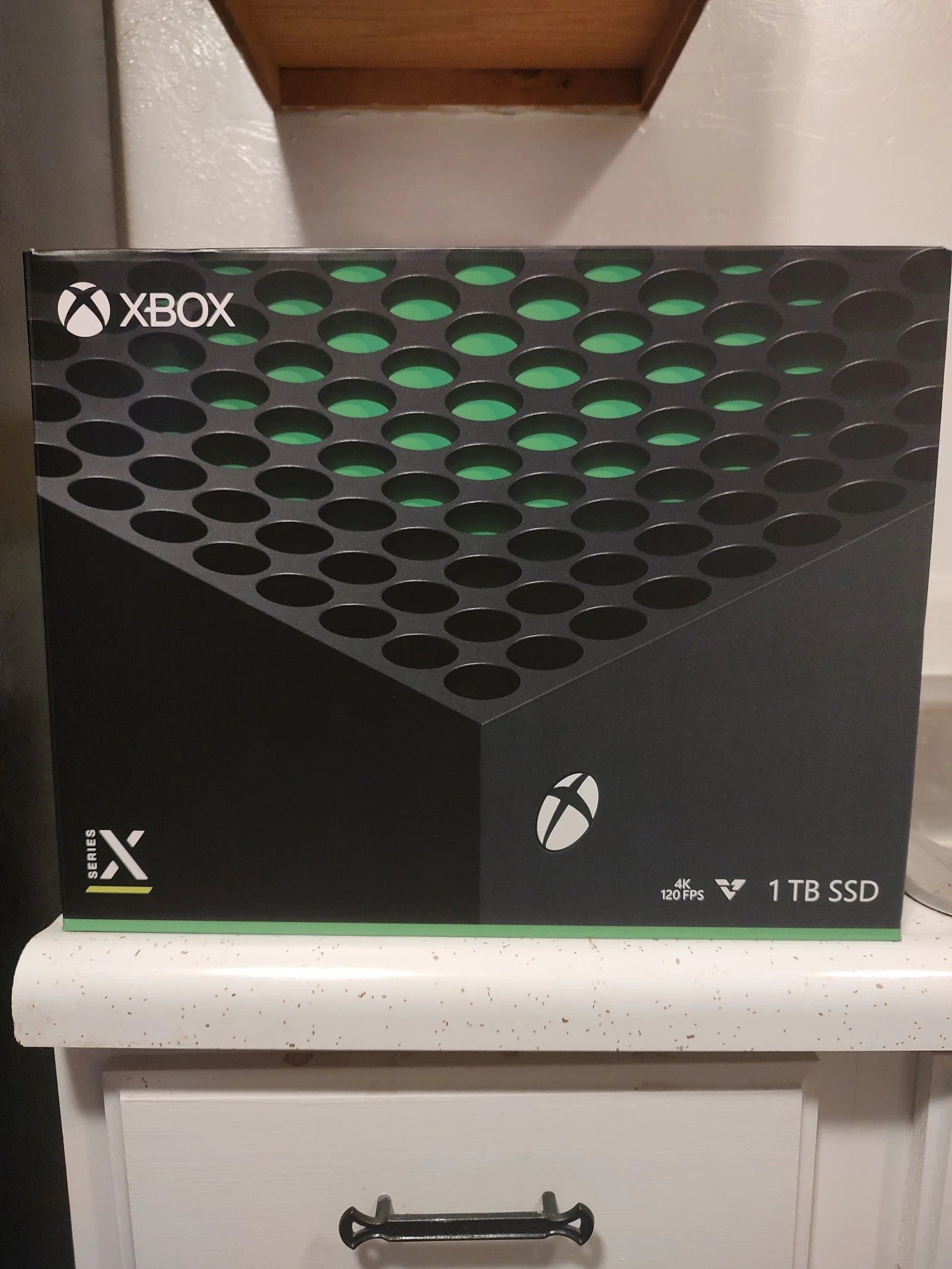 Xbox Series x console 6L61