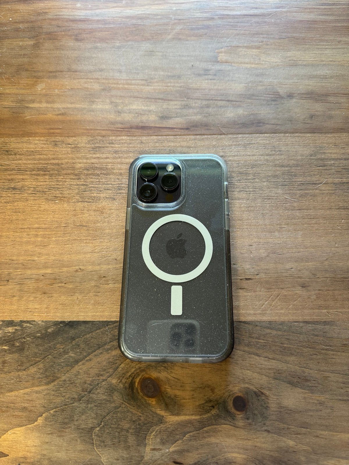 iPhone 14 Pro Max Phone Unlocked 256 GB + Mag Safe Case + Orig. Charging Cord 5X91