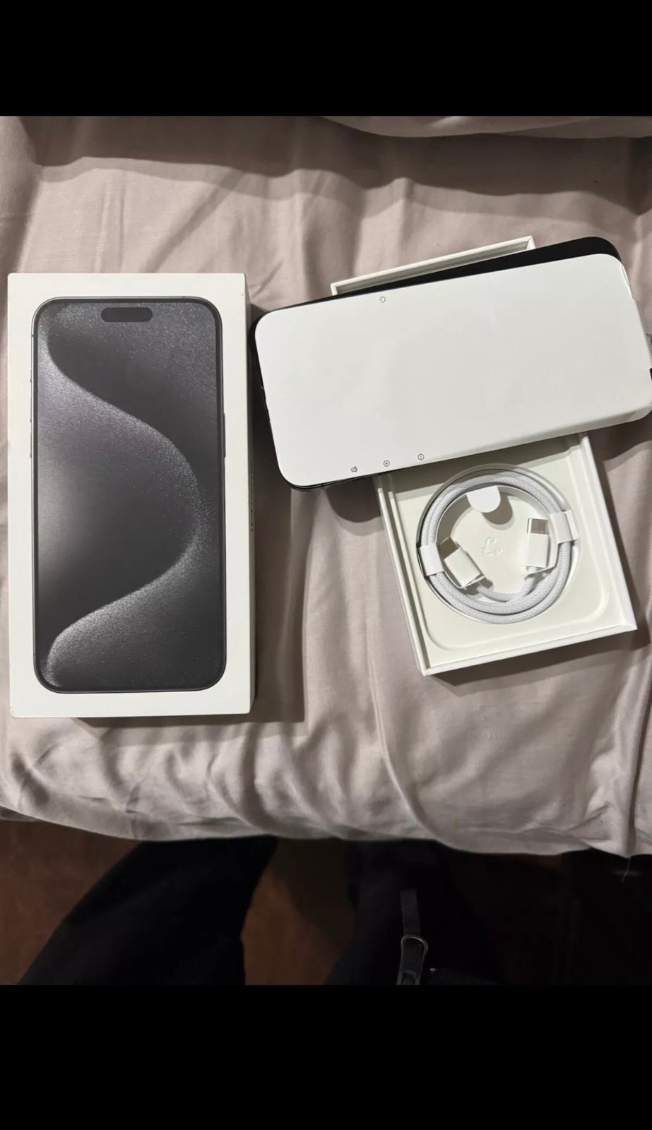 Apple iphone 15 pro max phone unlocked 8L92