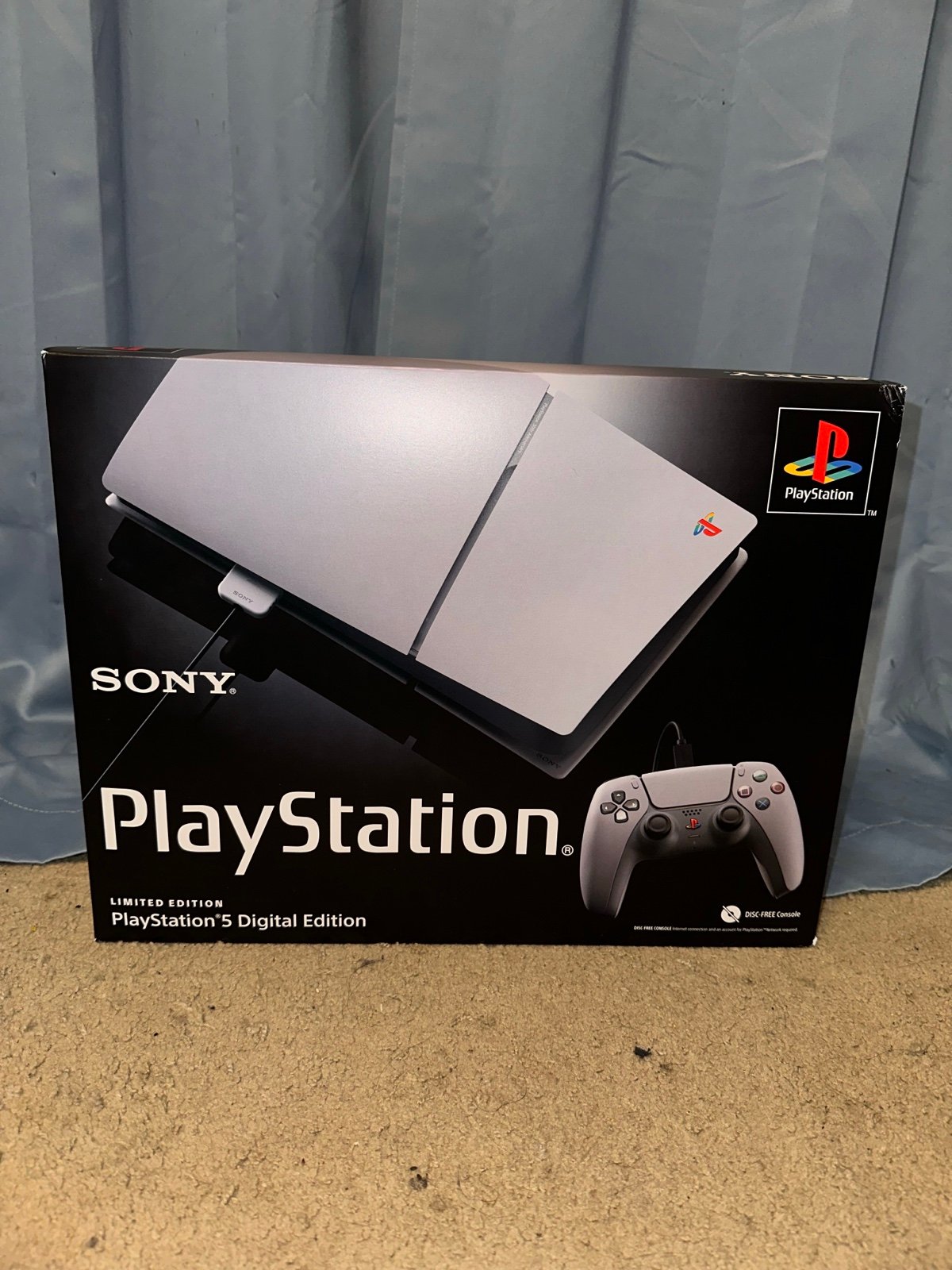 PlayStation 5 slim 30th anniversary edition 9U19