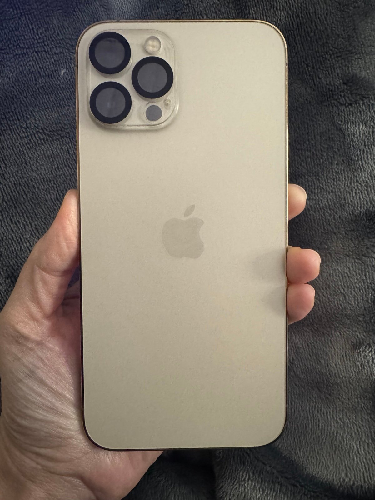 Apple iPhone 12 Pro Max 2L17