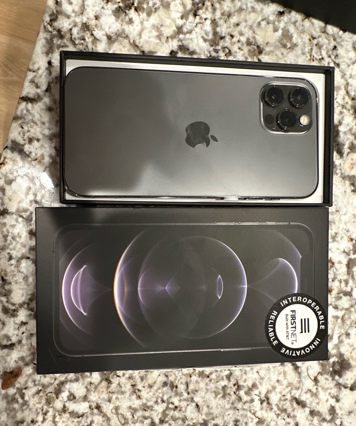 128 GB iPhone 12 Pro 2N99