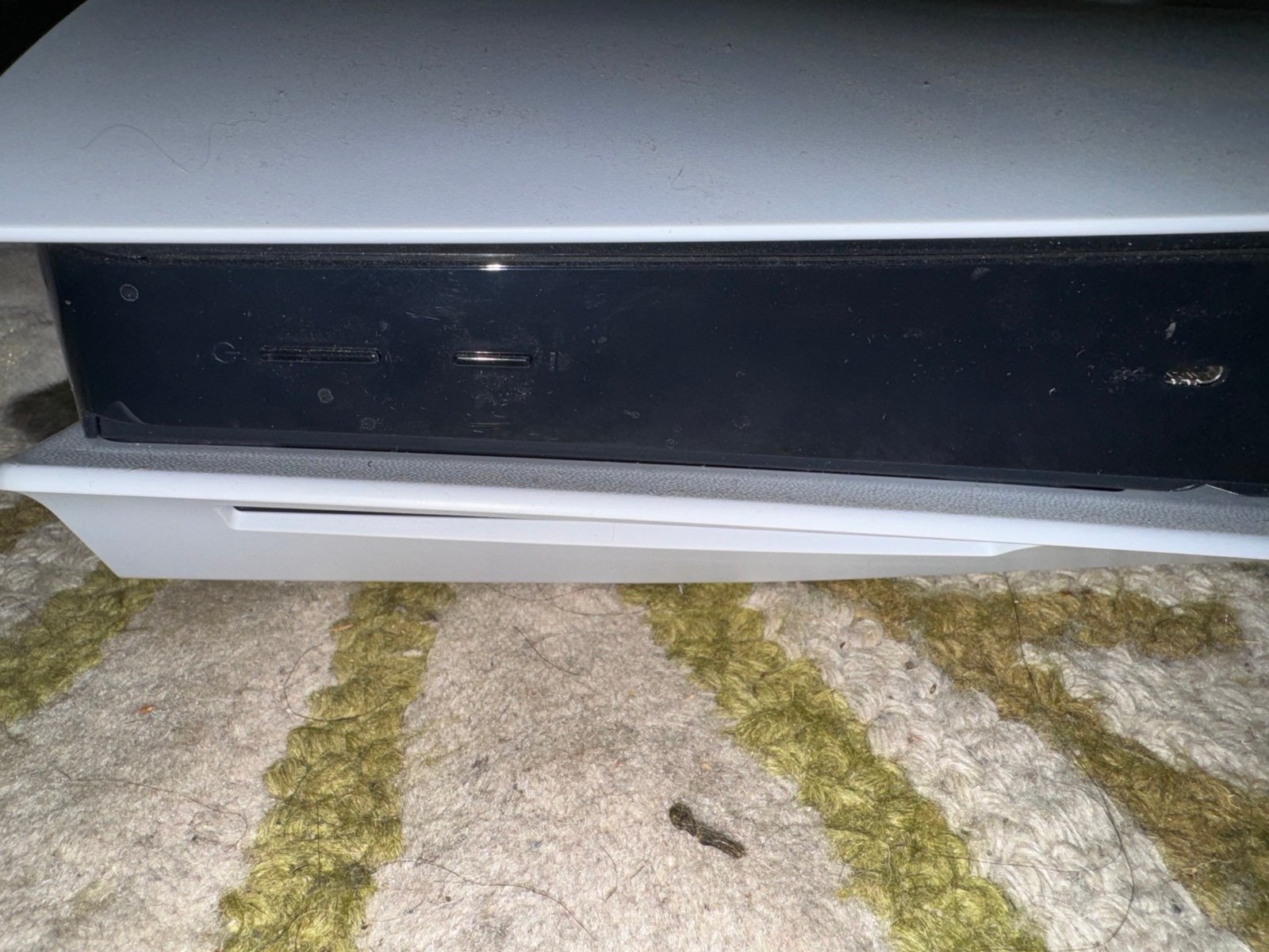 Sony PlayStation 5 Console in White 7O78