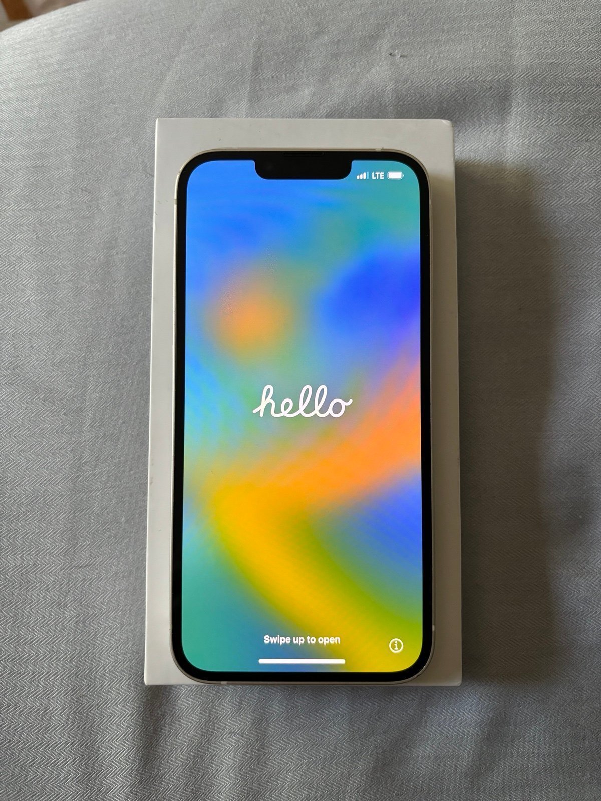 iphone 13 starlight unlocked 6P76