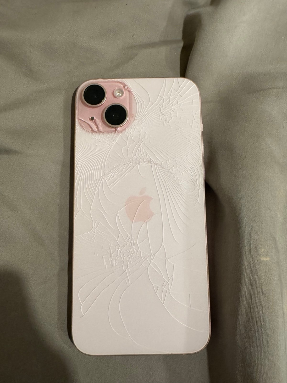 IPhone 15 Plus 128GB UNLOCKED 5Z29