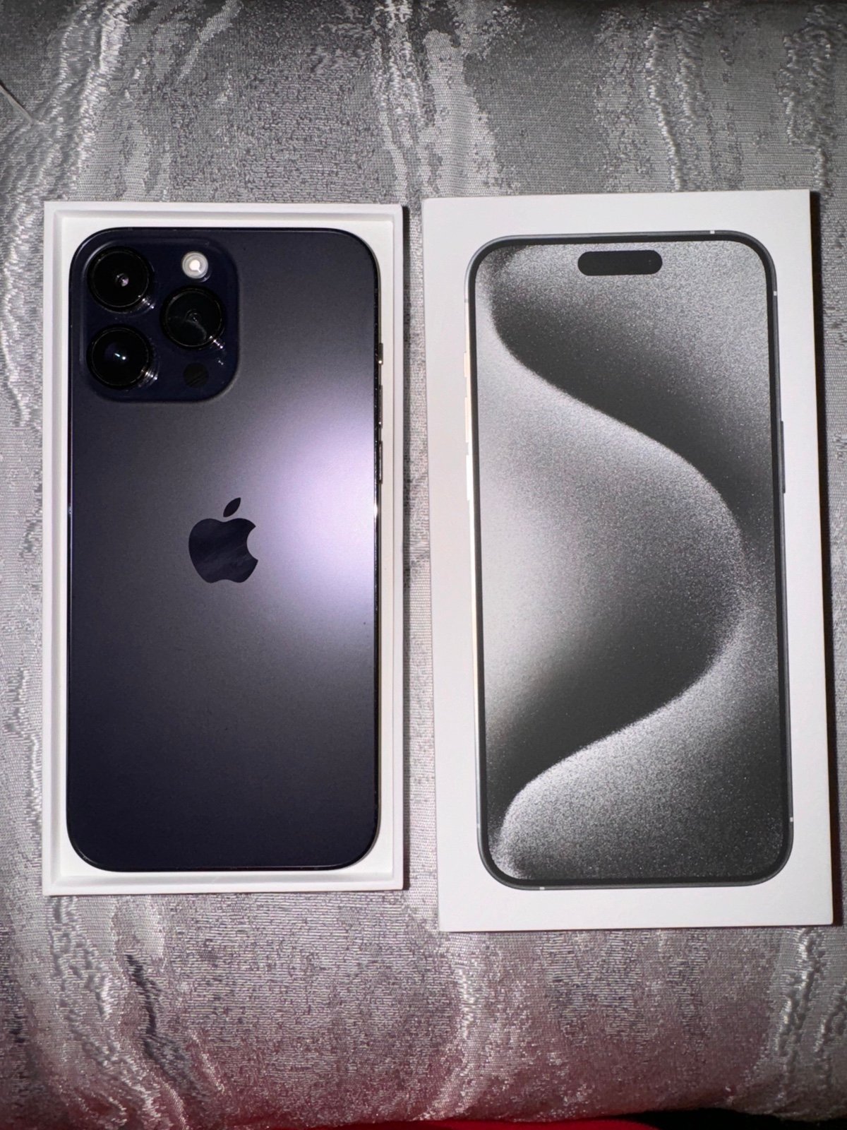 Apple iPhone 14 Pro Max 256GB in Deep Purple 2Y63