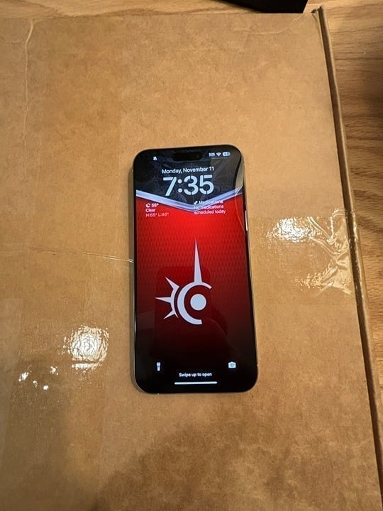 iPhone 15 Pro Max 256GB White Titanium Unlocked 6Q18