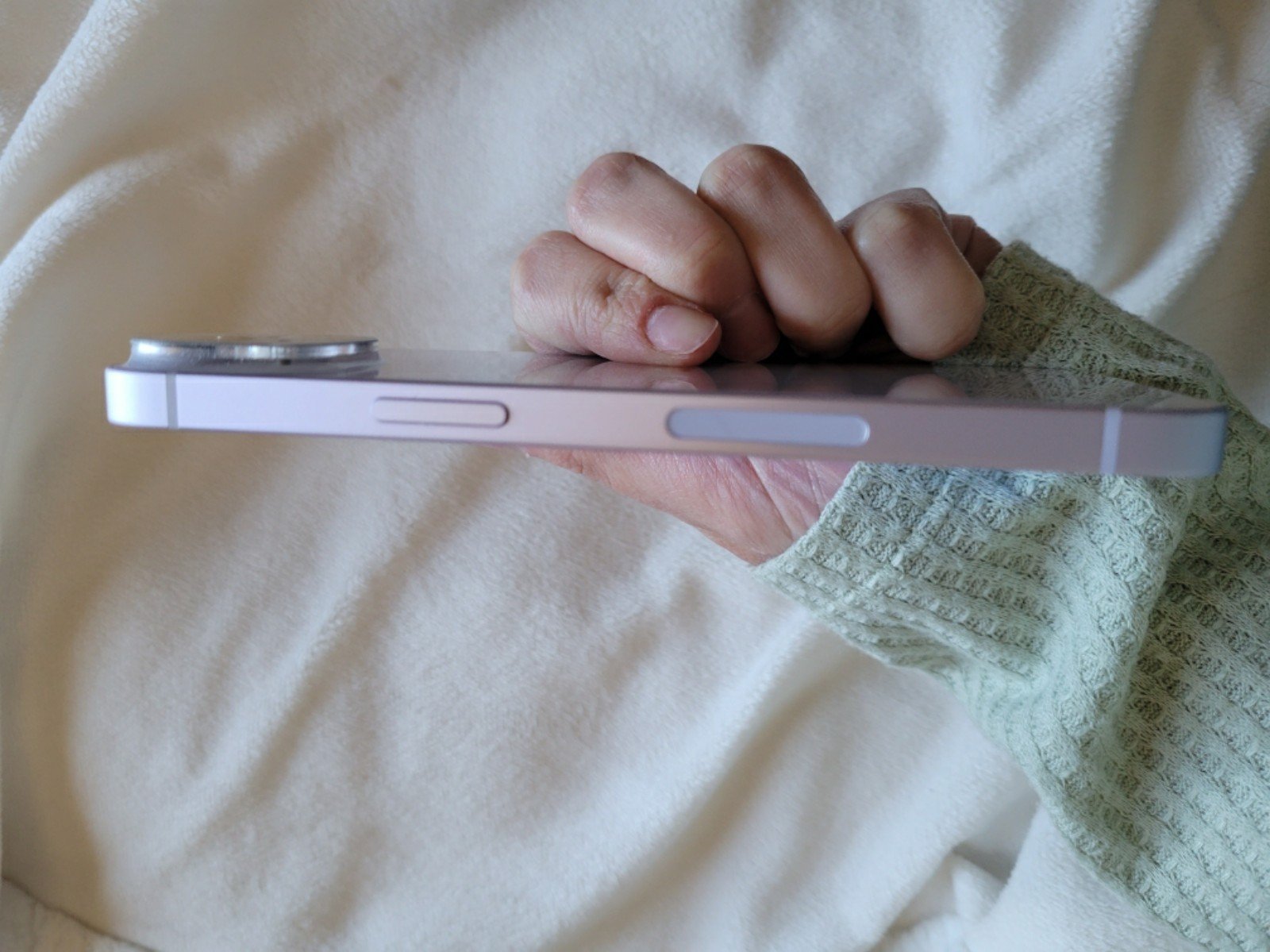 iPhone 14 unlocked 9M15