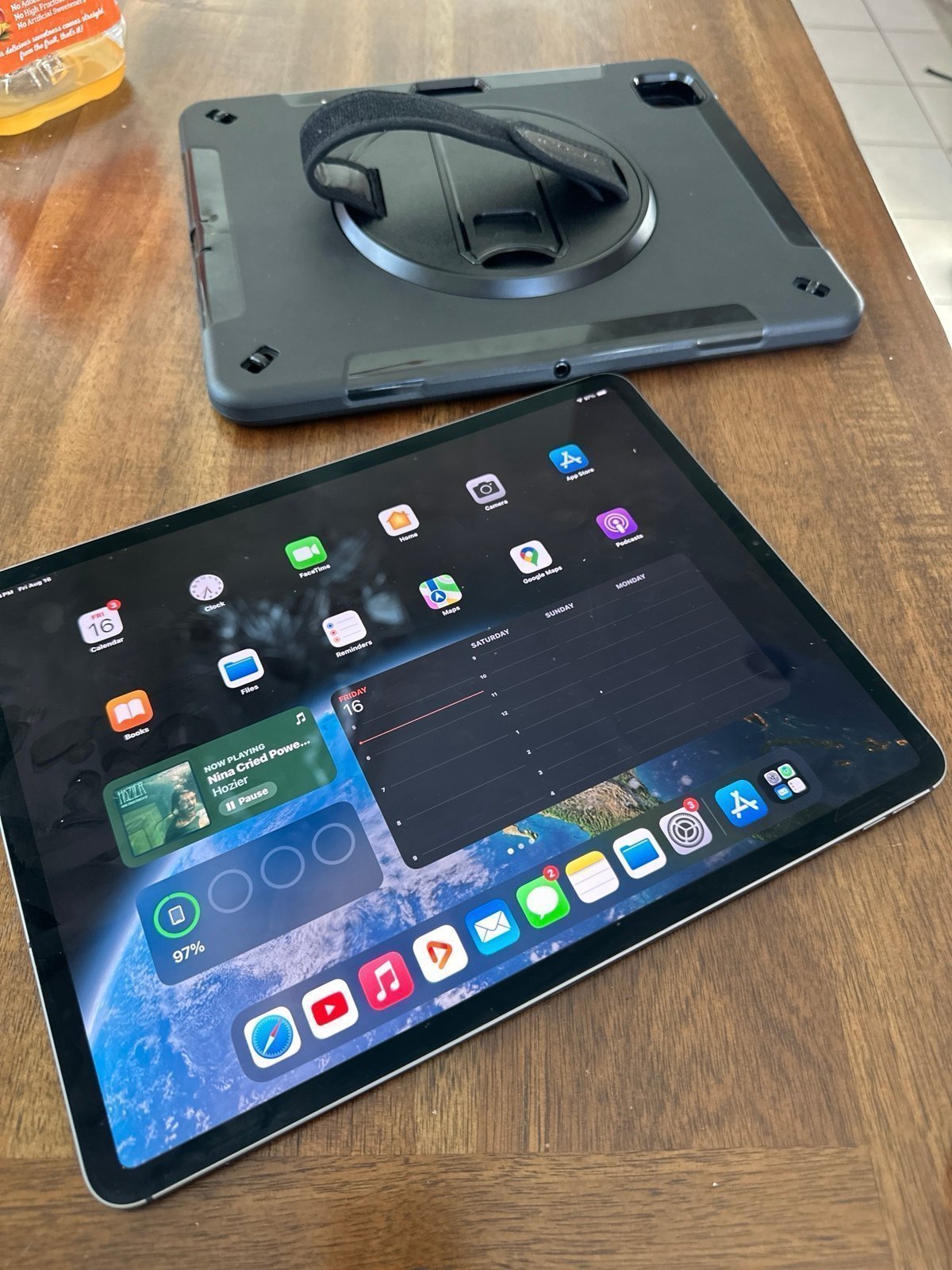 Apple iPad Pro 12.9 4th Generation 256 GB in Space Gray (Cellular and WIFI) 1F97