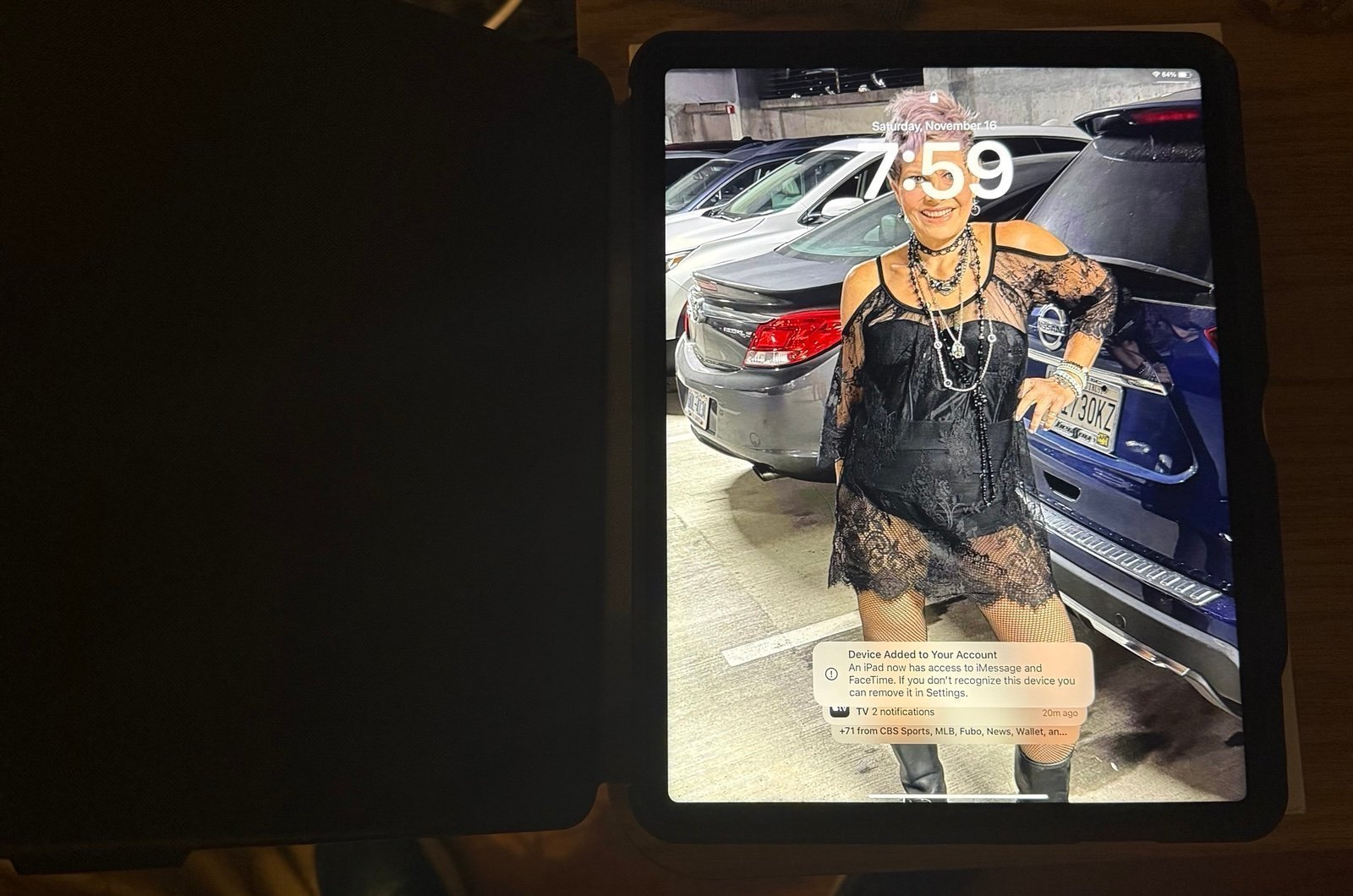 iPad Pro 12.9 128gb 5th Generation WiFi + Cellular Verizon 2T99