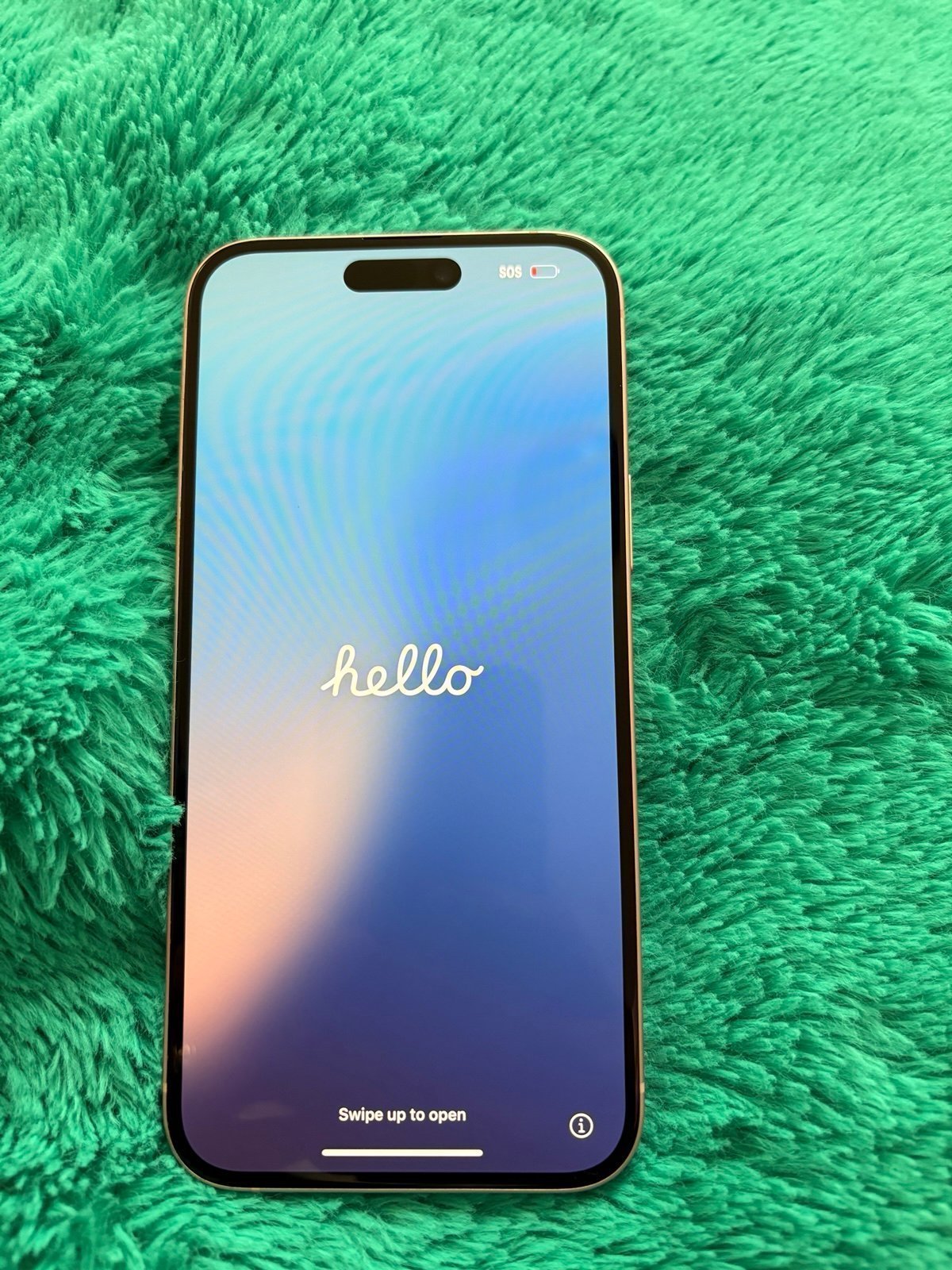 iPhone 15 plus 128gb FACTORY UNLOCKED TO ANY CARRIER 6V81