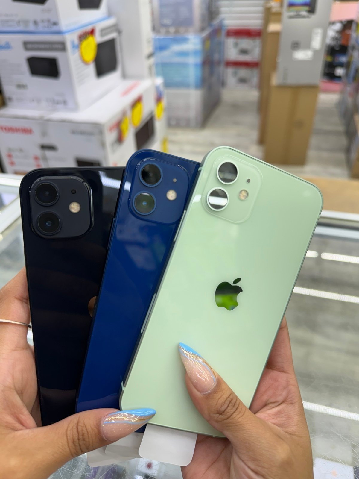 Apple iPhone 12 unlocked 64GB 8M11