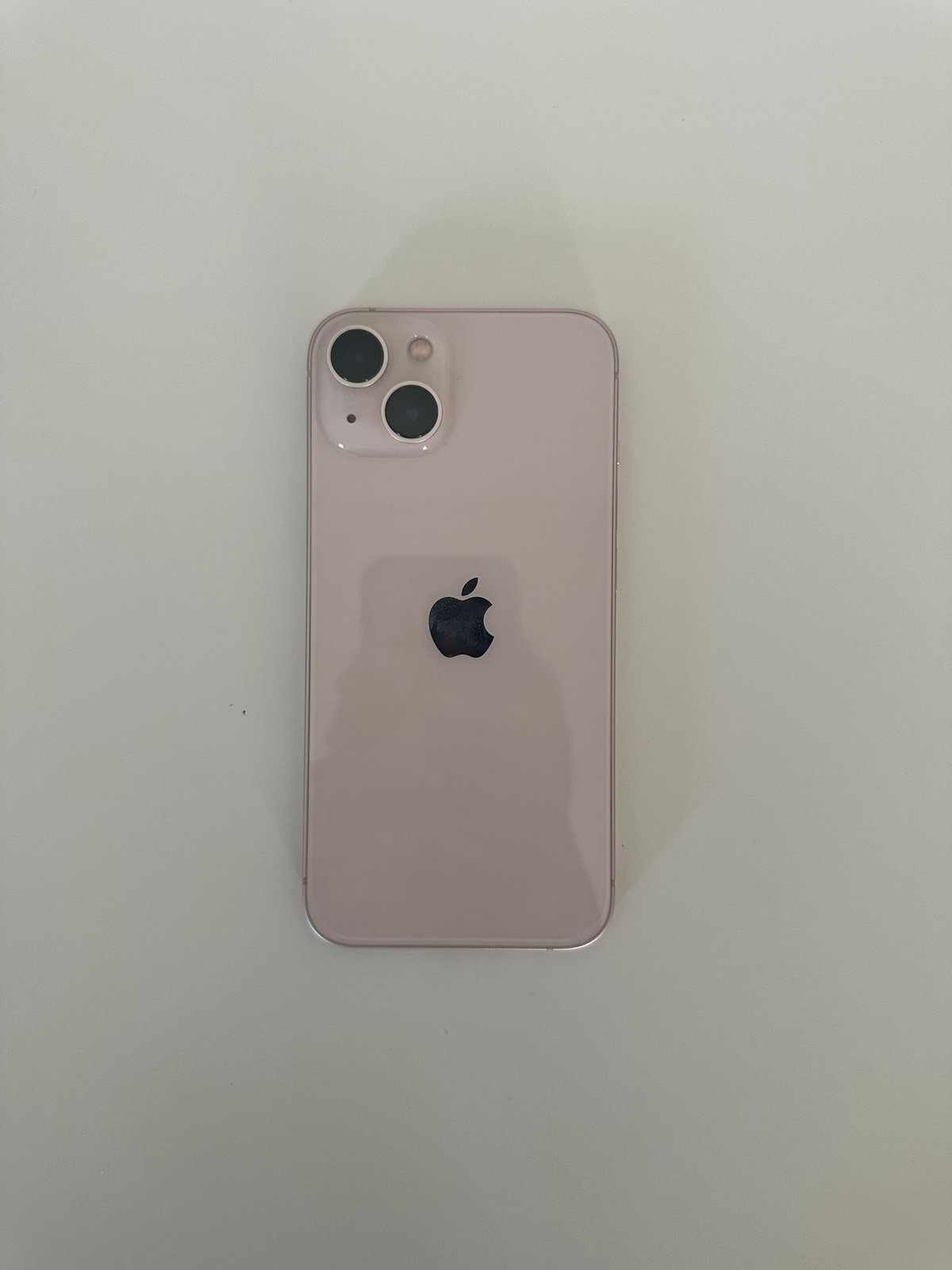 Apple iPhone 13 128 GB in Pink Unlocked 7R75