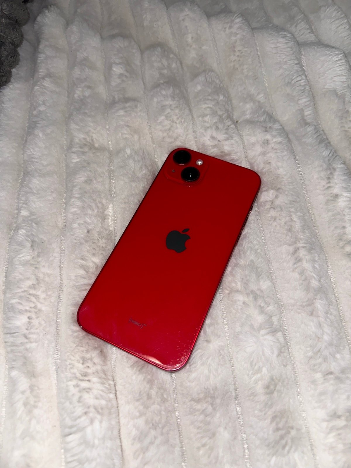Red Iphone 14 Plus 8L88