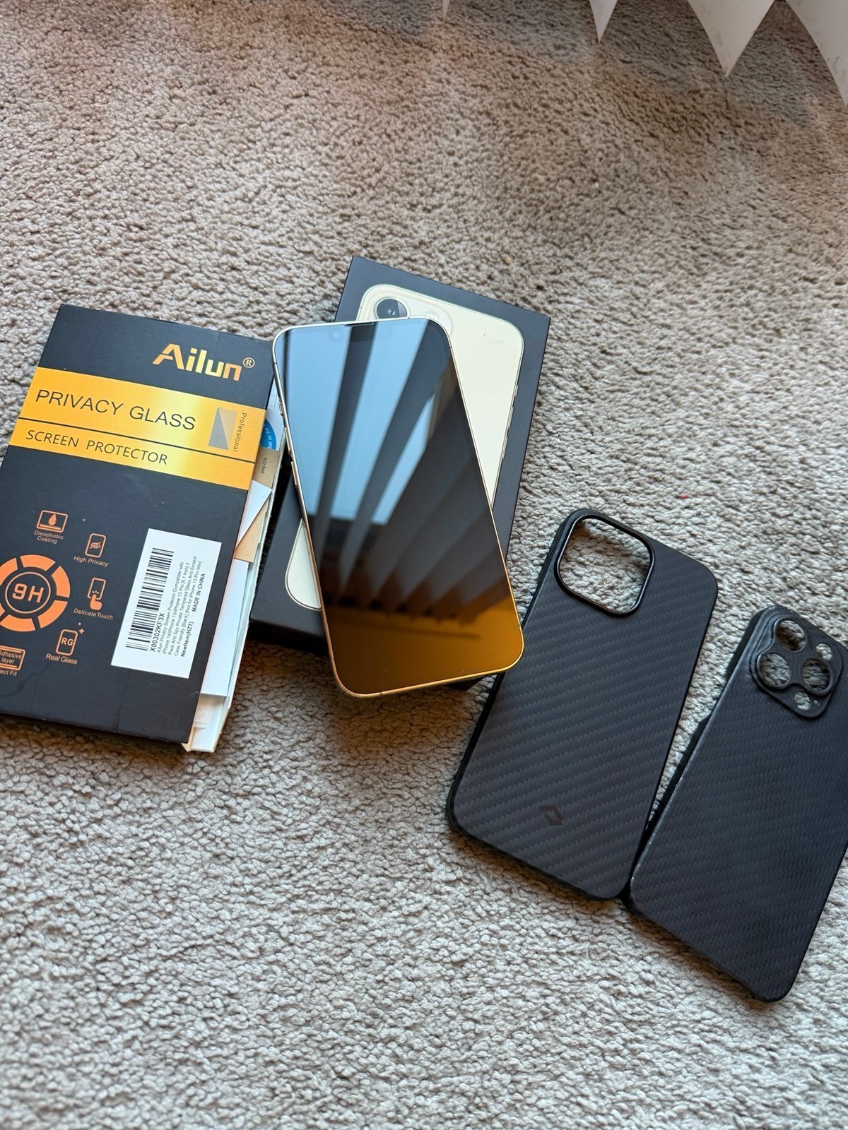 Apple iPhone 13 Pro 256 GB in Gold 1Z58