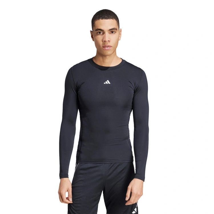 Camiseta adidas Techfit