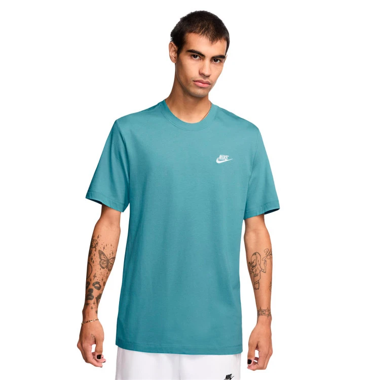 Camiseta Nike Sportswear Club