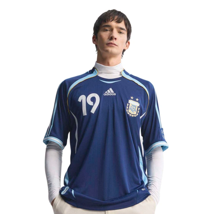 Camiseta adidas Messi Argentina AFA Edición Especial 2006