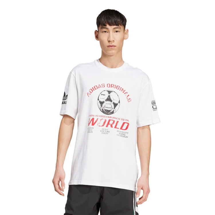 Camiseta adidas 90S Football Graphic
