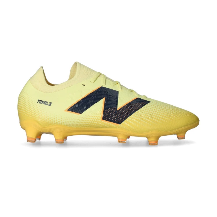 Bota New Balance Tekela Magia Low Laced FG V4+
