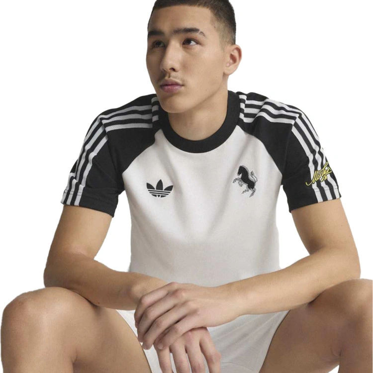 Camiseta adidas Juventus Originals Collection Fanswear 2025-2026